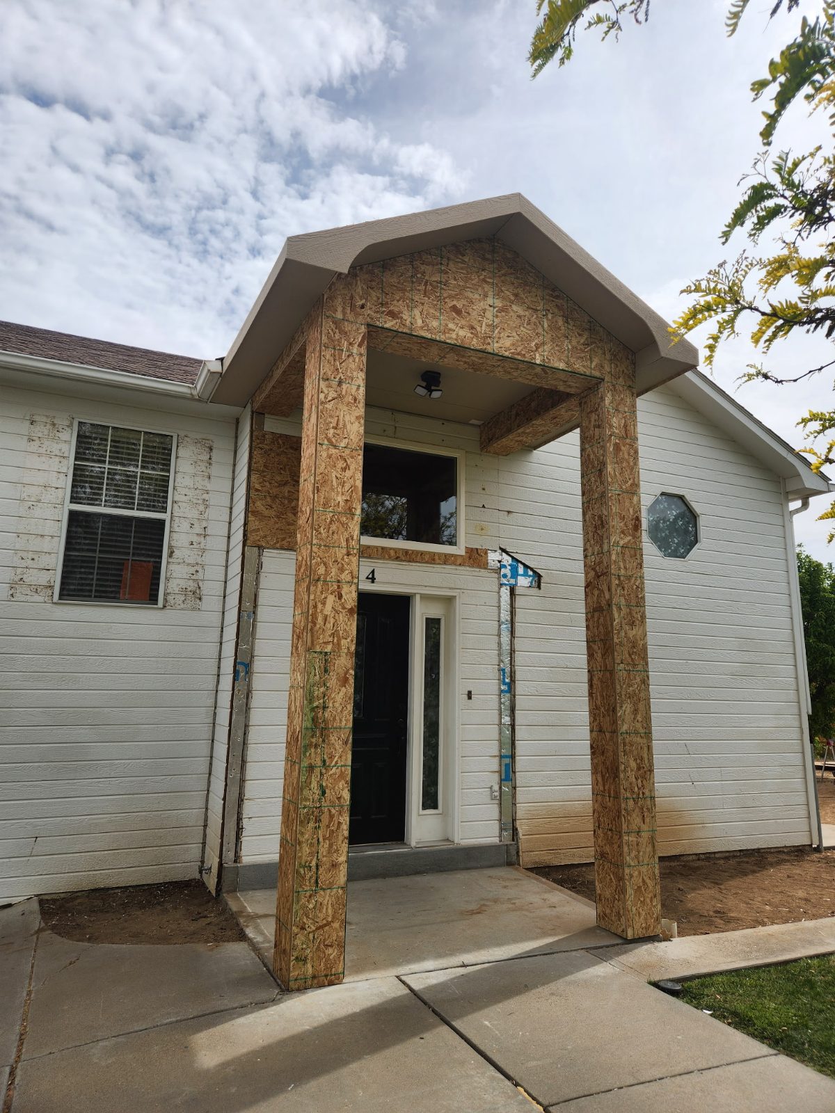 Front entry portico under construction